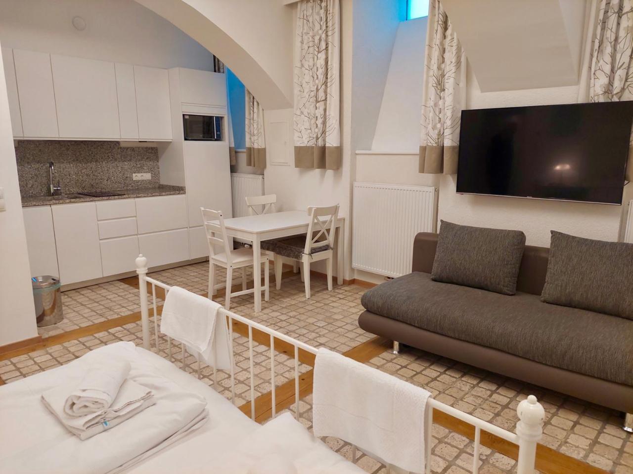 Modern Near Center Hotel apartamentowy *